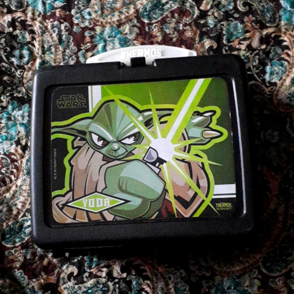 🛑 Host Pick 🛑 Star Wars Kids Yoda bundle - Picture 2 of 7